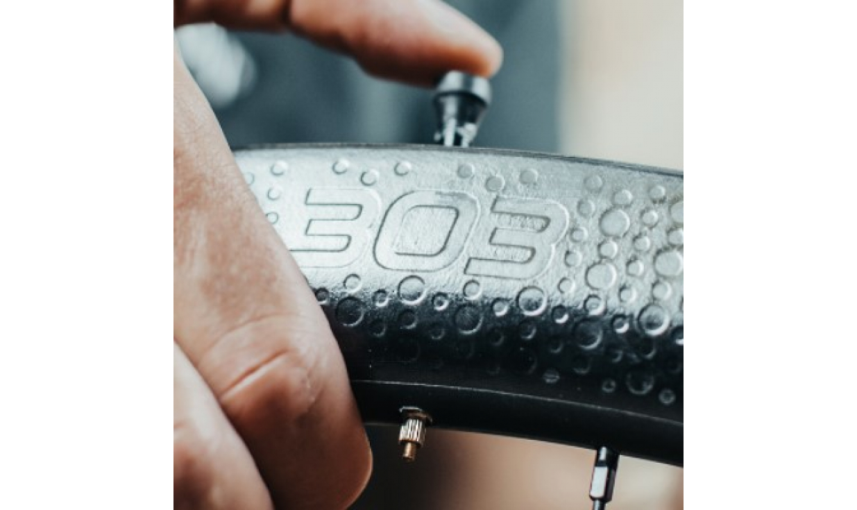 Valvole Tubeless Hutchinson (la Coppia) 2 Valvole Tubeless Hutchinson (la Coppia) - immagine 2