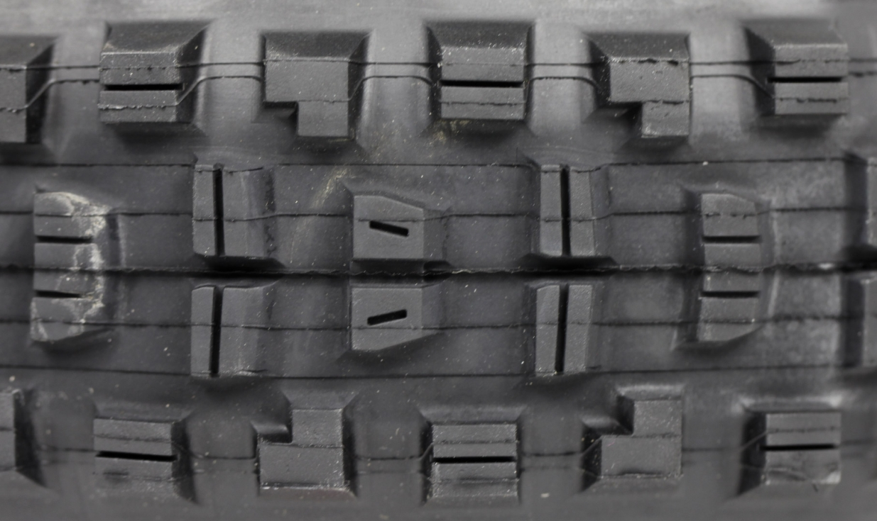 Copertone Maxxis Minion DHR II Wide TrailEXO Protection - 3C Maxx Terra - Tubeless Ready 4 Copertone Maxxis Minion DHR II Wide TrailEXO Protection - 3C Maxx Terra - Tubeless Ready - immagine 4