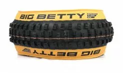 Pneumatico Schwalbe Big Betty Addix Soft - Super Gravity - Tubeless Easy -Vendite MTB Pneu Schwalbe Big Betty 2021 Addix Soft Super Gravity Tubeless Easy profil 1235x735