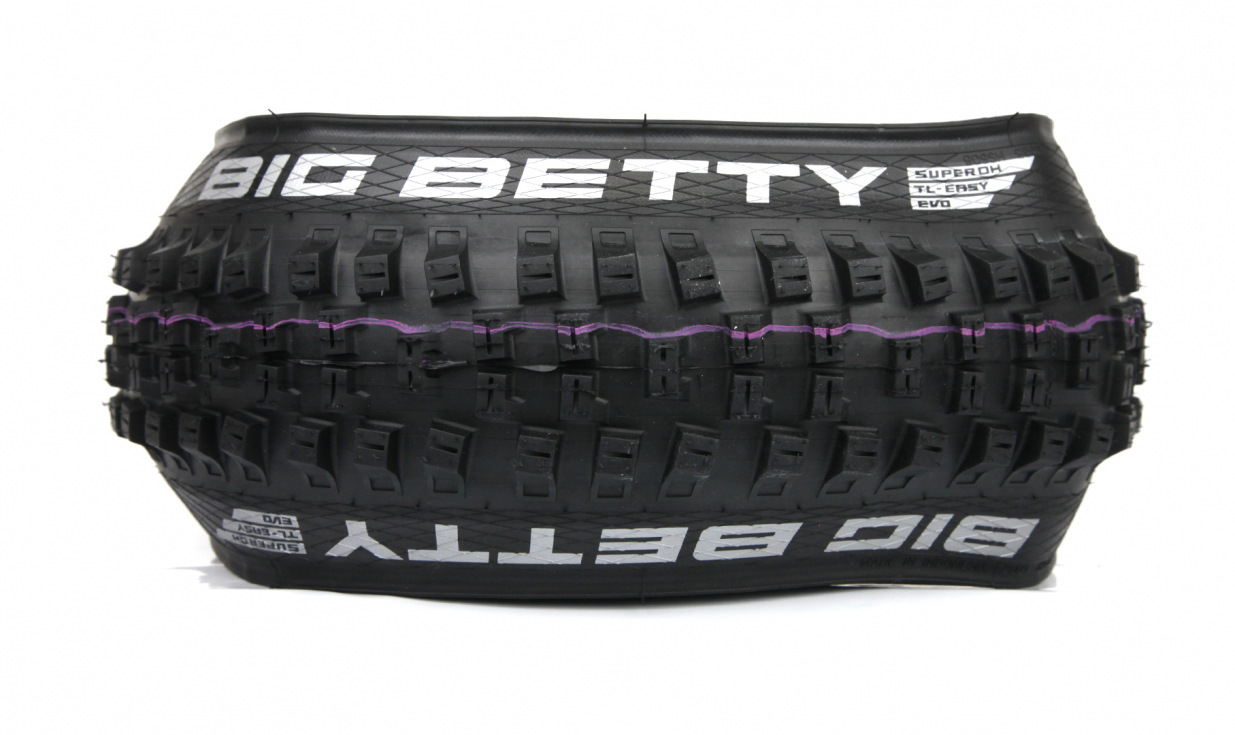 Pneumatico Schwalbe Big Betty Addix Ultra Soft - Super Downhill - Tubeless Easy 2 Pneumatico Schwalbe Big Betty Addix Ultra Soft - Super Downhill - Tubeless Easy - immagine 2