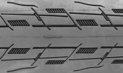 Copertone Tioga FASTR BLK LBL -Vendite MTB Pneu Tioga FASTR BLK LBL macro 1235x735