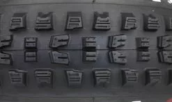 Copertone Vittoria Mazza4C Grafene 2.0 - Enduro 2-Ply - Tubeless Ready -Vendite MTB Pneu Vittoria Mazza 4C Graphene 2.0 Enduro 2 Ply Tubeless Ready crampons 1235x735