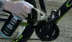 Detergente Biodegradabile Per Bici Mint Bike Wash OxfordFormato 1 O 5 L 8 Detergente Biodegradabile Per Bici Mint Bike Wash OxfordFormato 1 O 5 L -Vendite MTB nettoyant velo 1235x735