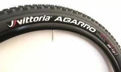 Copertone Vittoria Agarro Grafene 2.0Tubeless Ready TNT 7 Copertone Vittoria Agarro Grafene 2.0Tubeless Ready TNT -Vendite MTB pneu vittoria agarro 3 1235x735