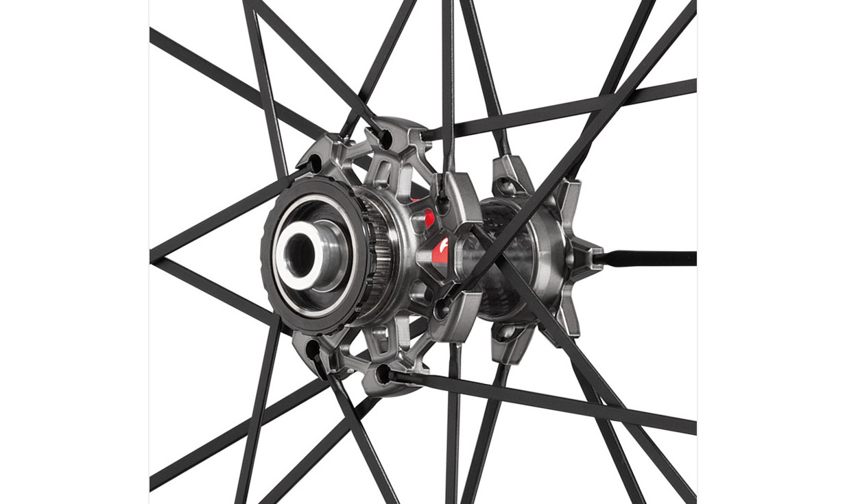 Ruota Bici Da Strada In Alluminio Fulcrum Racing Zero C19 DBFreno A Disco - Alluminio - Tubeless Ready 6 Ruota Bici Da Strada In Alluminio Fulcrum Racing Zero C19 DBFreno A Disco - Alluminio - Tubeless Ready - immagine 6