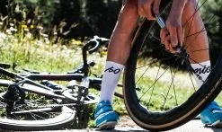 Kit Di Riparazione Per Camera D'aria Tubolito Tubo Flix Kittoppe Autoadesive -Vendite MTB rustines tubolito tubo patch kit 2 1235x735